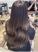 柔らかオリーブベージュ