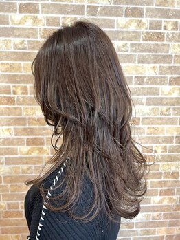 ヘアークリエイションアンズ(Hair creation Andz)の写真/《気になる白髪もオシャレに大変身》白髪ぼかしハイライト、明るい色味も楽しめる♪あなたの理想を実現◎