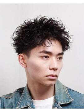 ネイビー(NAVY) 無造作アップバング×ラフスパイキー