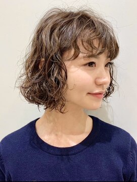 ピークアブー 原宿ハラカド(PEEK-A-BOO) ボブパーマ/カーリーヘア/癖毛くせ毛/前髪あり/簡単スタイリング