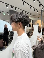 アンド グラフ(& Graph.)&nbsp;センターパート　フェザーパーマ