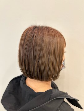 デューク リムニ(du:c Rimuni) ツヤまとまる切りっぱなしボブ