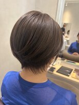 グロー(glow)&nbsp;艶感たっぷり丸みショート
