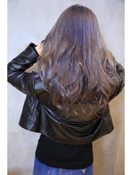 リルア 博多(LIRUA) ブロンドグレージュ