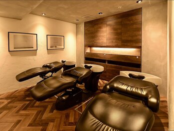 AUBE HAIR aila　難波店 【オーブ ヘアー アイラ】