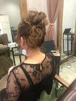 シロトータルデザイン(shiro total design)&nbsp;ボブヘア×ゆるふわお団子