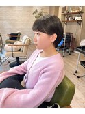 前髪眉毛丸みショート