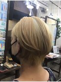 ブリーチonくすみベージュ　ショートカット