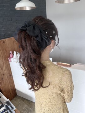 ニド(2do) 高めポニーテールアレンジ