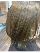 エノモト(ENOMOTO) 大人ミディクラゲヘアー透明感オリーブベージュハイライト