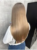 ハイトーンカラー/ミルクティーアッシュ/大人女性