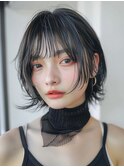 ウェットヘアグレーベージュレイヤーカット