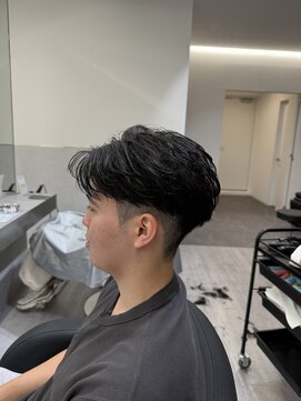 ビカムメンズヘアー 栄店(become men's hair) フェザーパーマ/センターパート/名古屋／栄