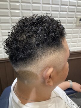 ルピナス 中田(Lupinus) フェードパーマ