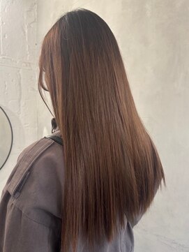 フォト 新宿三丁目(foto) ナチュラルココアベージュの美髪ストレート