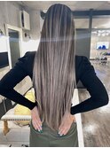 ペールホワイトバレイヤージュ