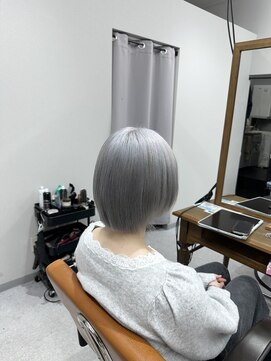 アネラ(Anela) ホワイトシルバー