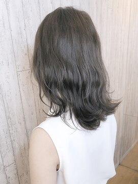 ピース バイ シータ(PEACE by CITA) ミディアムレイヤー×マットアッシュ