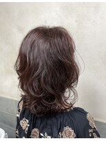 アミリ(AMILI) 【AMILI】大人の艶髪ラベンダーウェービーミディ