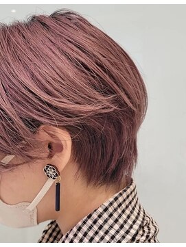 六本木美容室 白金店 センターパート/メンズカット/ツーブロック/ブリーチ/マッシュ