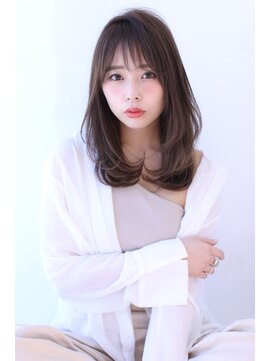 オーロ(ORO) イメチェンしたい人にオススメ今どき大人レイヤー