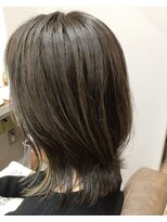 サンセリテ(suncerite)&nbsp;くびれ外ハネ◎外ハネウルフ　インナーカラー