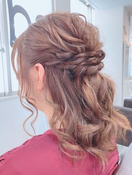 レディスペヘアー(redispe hair) ハーフアップ【名古屋駅・名駅】