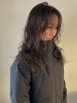 アン(Un) ニュアンスパーマ/レイヤーカット