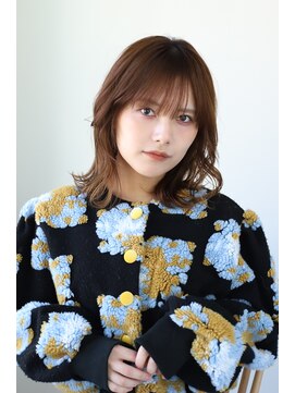 エクリボンヌ(equri bonne) 外はねミディアム