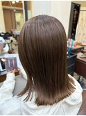 大人かわいいエギョモリミルクティーブラウン ひし形シルエット