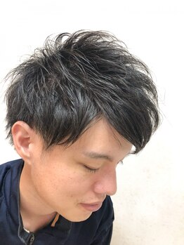 ウェルズ グランデ 田原本店(Well's GRANDE)の写真/【田原本/田原本駅】ビジネスマンから学生まで！絶妙なカット技で、清潔感のあるモテヘアへ！再現性も◎