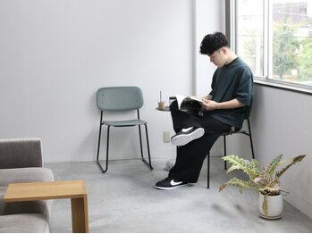 シンディ(Shindy)の写真/【塚本駅徒歩3分】2席のみの落ち着く完全マンツーマンサロン。全てのメニューが眉カット込み◎
