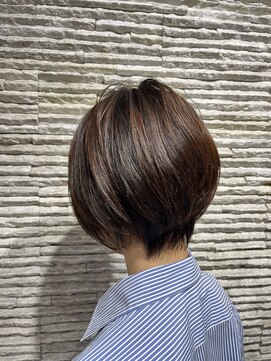 ビス リアン 川口店(Vis lien) 20代30代40代前下がりストレート小顔補正立体カット