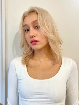 ランプ 代官山(the lamp) ブリーチなしダブルカラー透明感ベージュカラー20台大人ロング