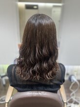 アピッシュ シェリ(apish cherie)&nbsp;ミディアムパーマデジタルパーマミックスパーマ