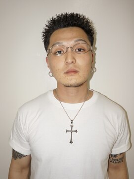 メリケンバーバーショップ トーキョー(MERICAN BARBERSHOP TYO) 渋谷で今から髪切りたいおすすめサロンスパイキー(BURG)