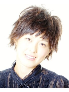 アクシス ヘアーデザイン(AXIS hair design) 斜めバングのナチュラルショート。[相模大野駅]