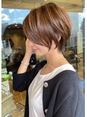 白髪ぼかしハイライト/絶壁解消/ひし形大人ショートボブ/聖