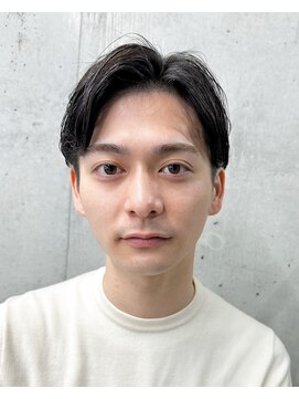 フイ 代々木(Hui) メンズ/アップバング/ツーブロックマッシュ/束感ショート波巻き