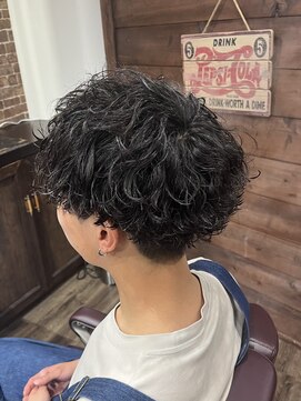 ラボーテイサミヘアーイースト(La.beaut'e ISAMI HAIR EAST) MEN’S HAIRハイライトマッシュパーマ〈理容室〉東浦和メンズ
