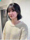 オリーブグレージュ