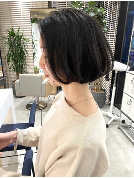 ステアケース 武蔵小杉店(stair:case) 大人ショートボブ/白髪ぼかしハイライト/髪質改善30代40代50代