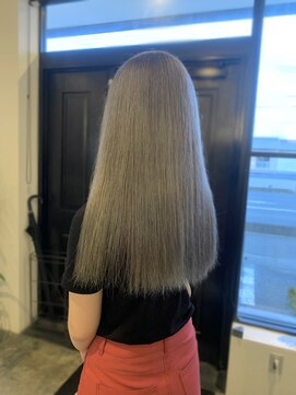 プティパ 水戸内原店(petit-pas) ◎ラインカット×ハイトーンシルバーカラー◎