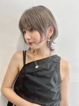 ダブルトーキョー シブヤ(W-TOKYO SHIBUYA) 顔周りのレイヤーが可愛いネオウルフ☆ ウルフカット