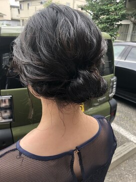 コーラル(Coral) 【Coral】ふわふわシニヨン