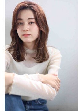 モア メーム(moi meme) 【ミディアムレイヤー】【日本橋人形町】