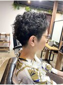 刈り上げパーマ
