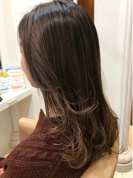 丁寧なカウンセリングで一人ひとりの髪質や骨格を見極めて"トレンド"×"似合わせ"スタイルをご提案します☆