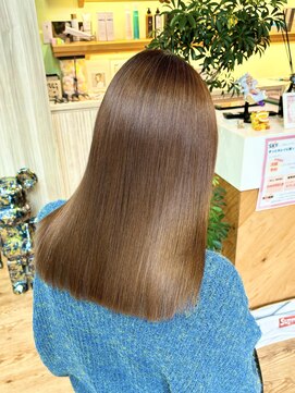 スカイ(SKY) 透明感カラー/髪質改善/縮毛矯正/韓国風レイヤーカット