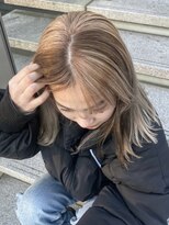 リリック(LYLICK) ベージュで作るブロックカラー